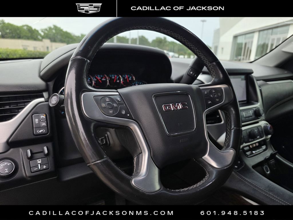 Used 2018 GMC Yukon XL SLT w/ Premium Edition AWD/4WD image 10