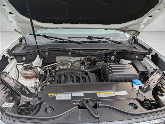 Used 2021 Volkswagen Atlas SEL Premium image 25