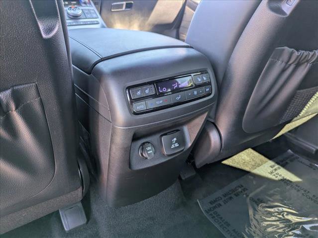 Used 2024 Hyundai Palisade Calligraphy image 17