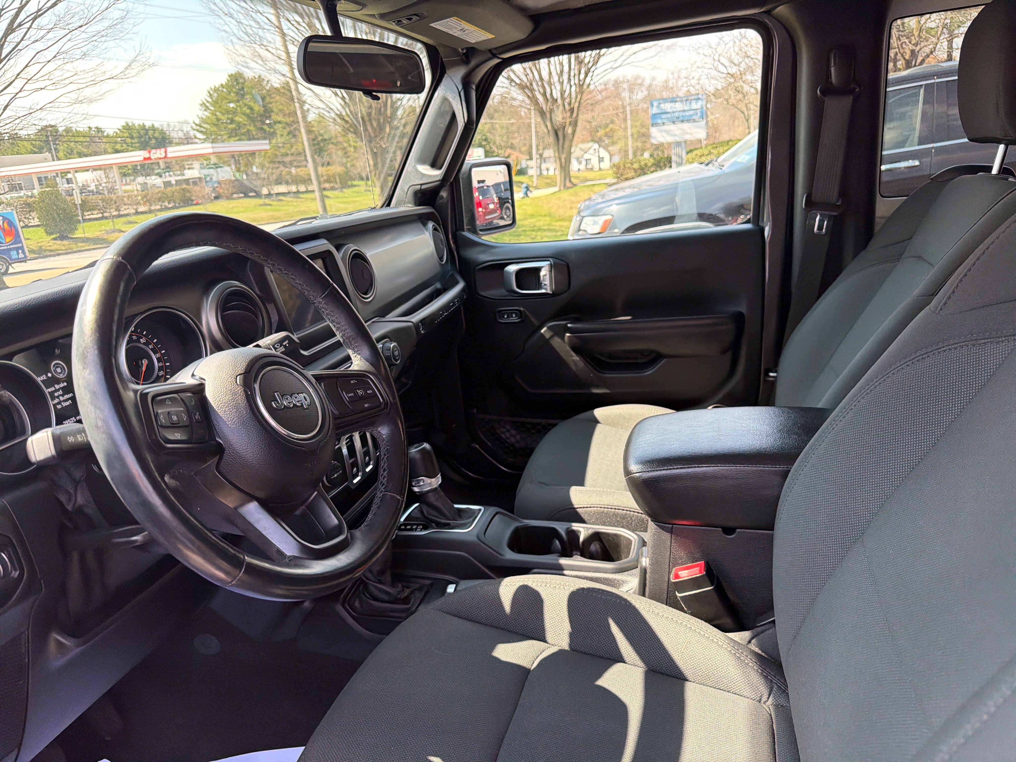 Used 2021 Jeep Wrangler Willys AWD/4WD image 17