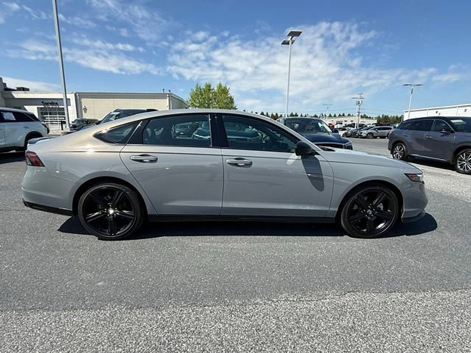 Used 2025 Honda Accord Sport image 13