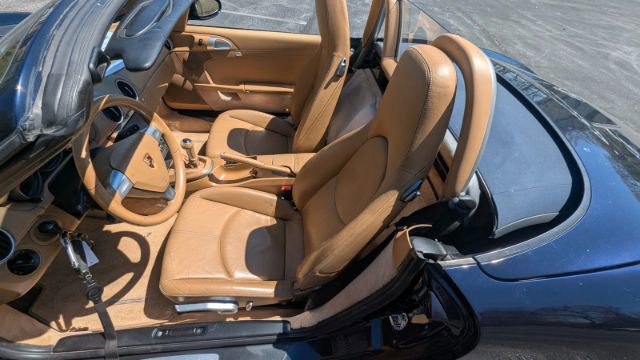 Used 2005 Porsche Boxster image 18