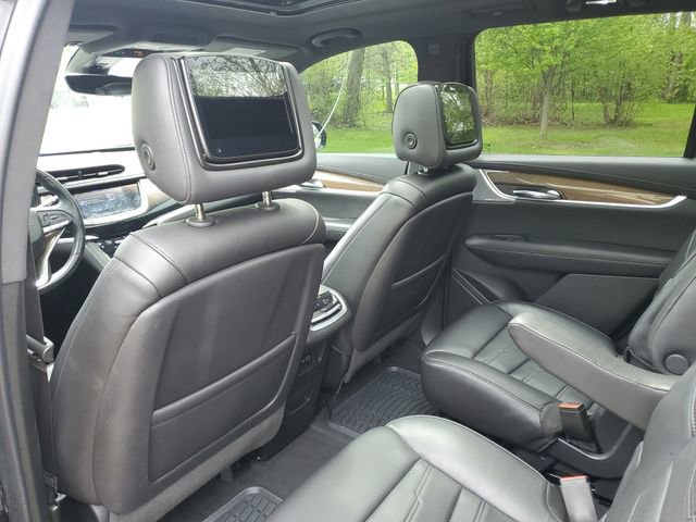 Used 2020 Cadillac XT6 Premium Luxury w/ Platinum Package AWD/4WD image 33