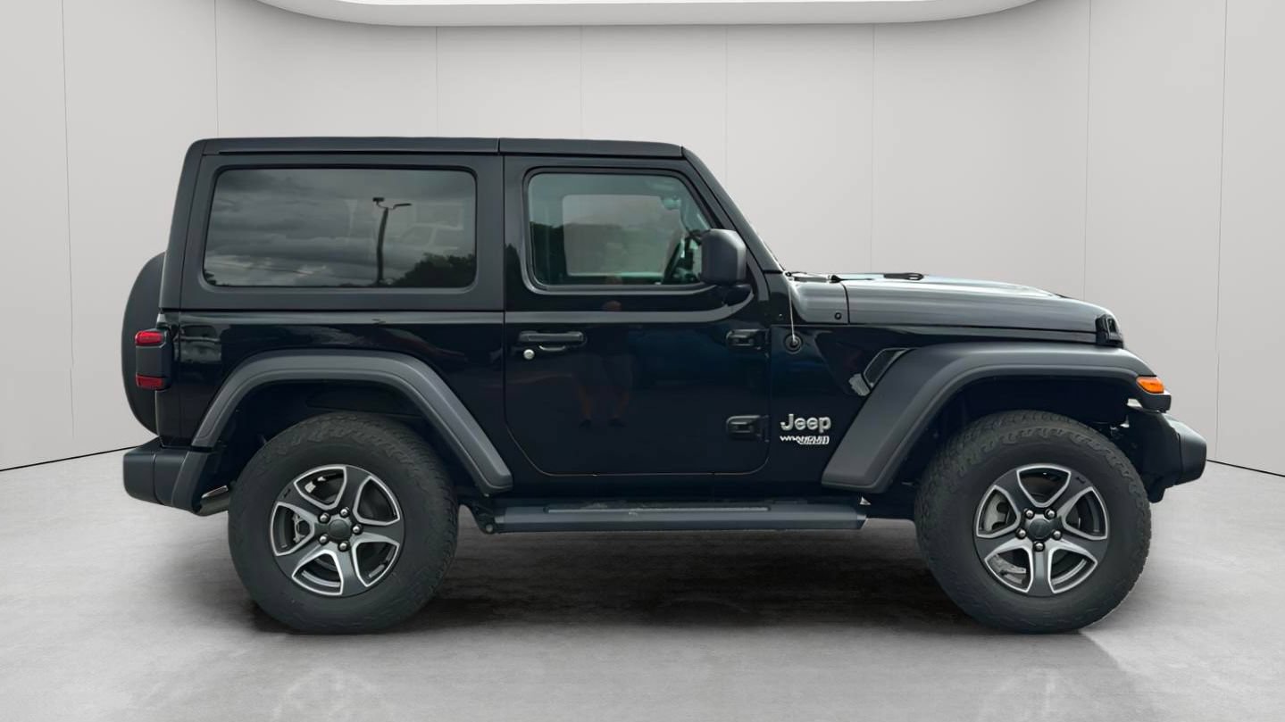 Used 2021 Jeep Wrangler Sport AWD/4WD image 3