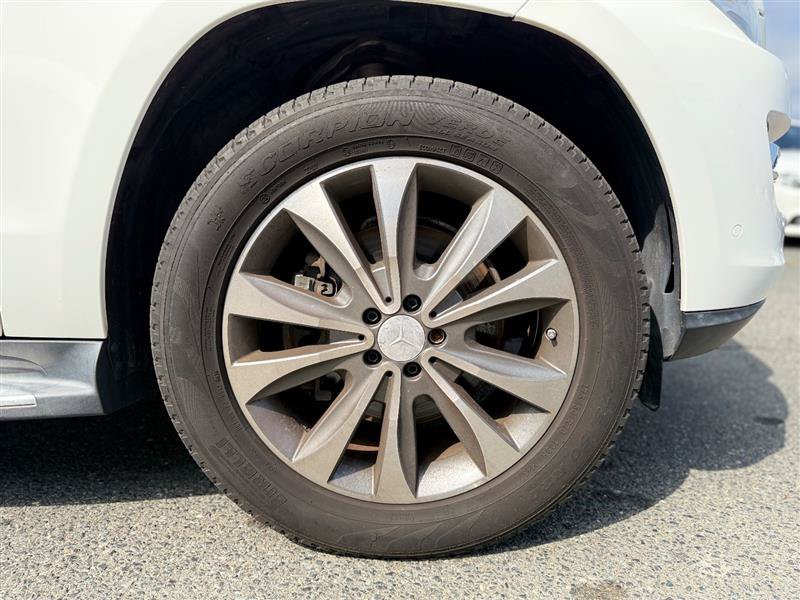 Used 2015 Mercedes-Benz GL 450 4MATIC image 11