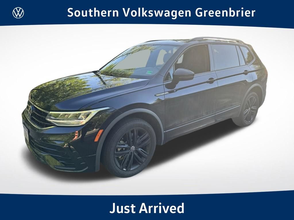 Used 2022 Volkswagen Tiguan SE R-Line