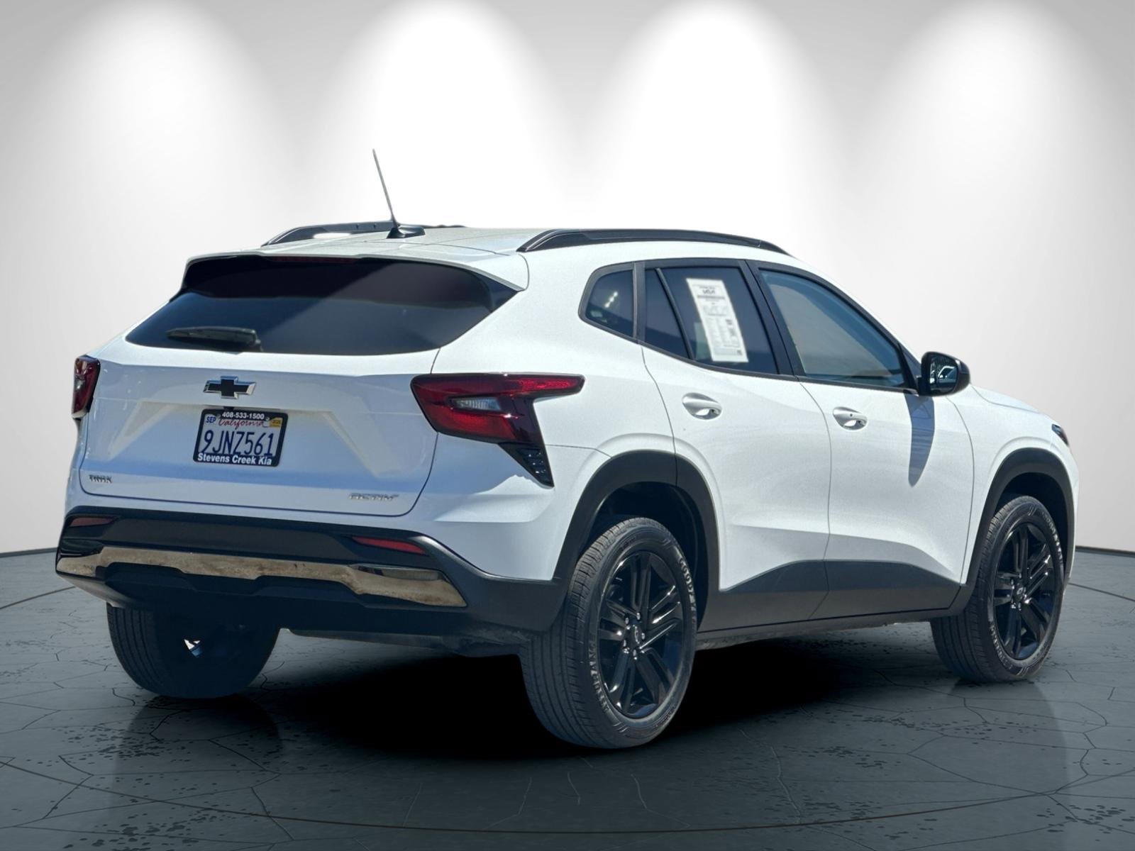 Used 2024 Chevrolet Trax ACTIV w/ Driver Confidence Package image 4