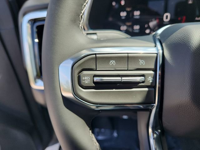 New 2026 GMC Canyon Elevation w/ LPO, Black Badging Package RWD image 22