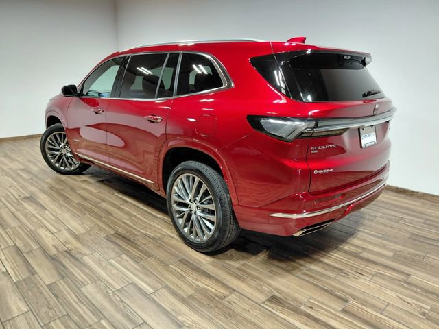 Used 2025 Buick Enclave Avenir AWD/4WD image 27