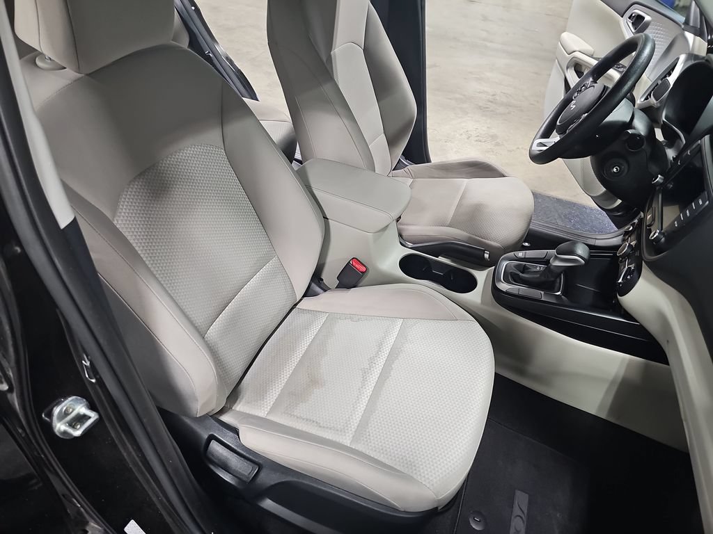 Used 2022 Kia Soul LX w/ Technology Package FWD image 10
