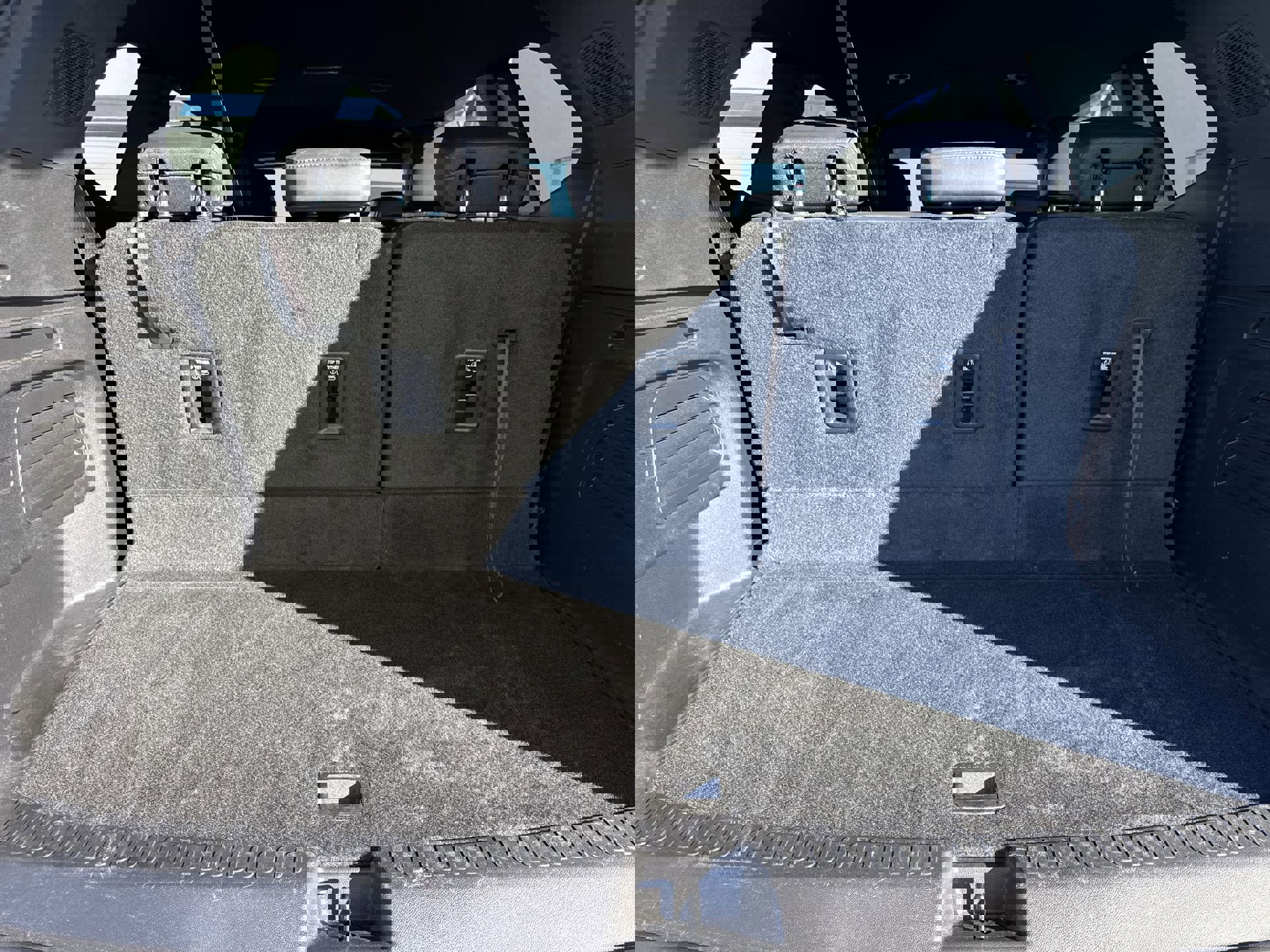 Used 2024 GMC Acadia Elevation w/ Luxury Package image 26