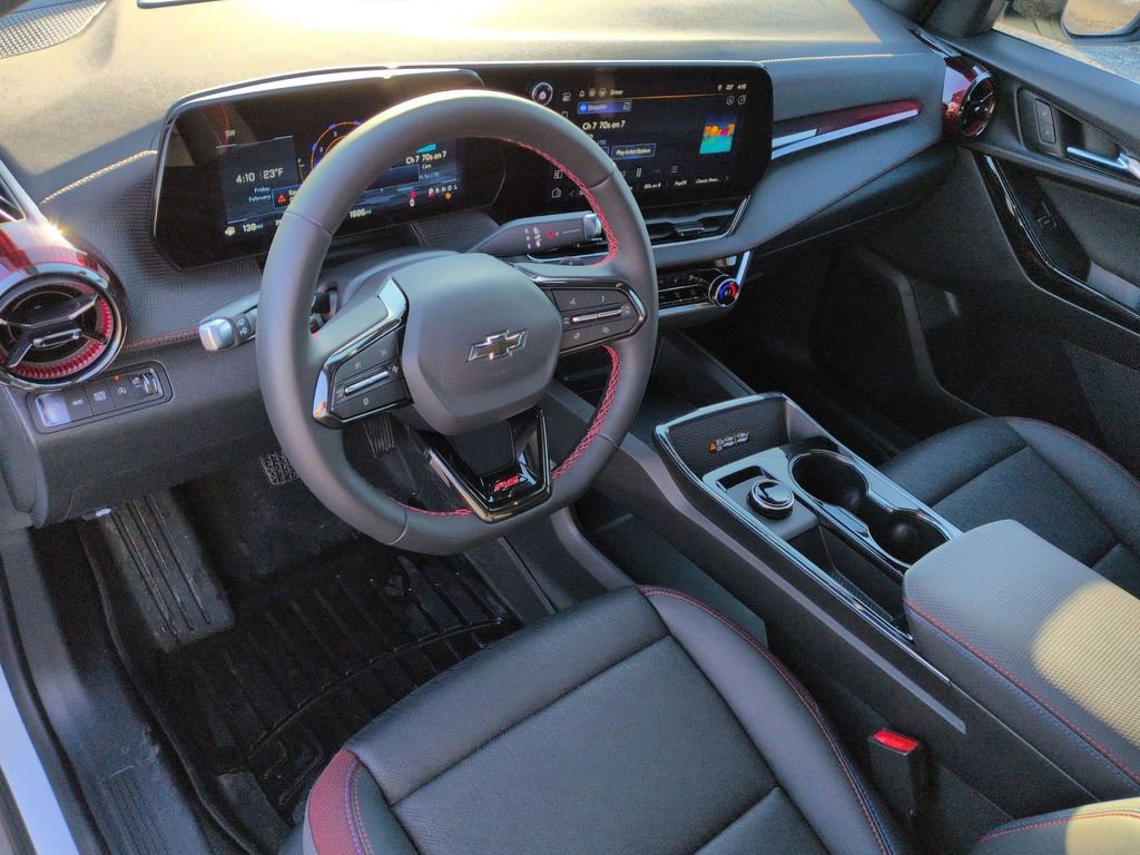 Used 2026 Chevrolet Equinox RS w/ Convenience Package III image 14