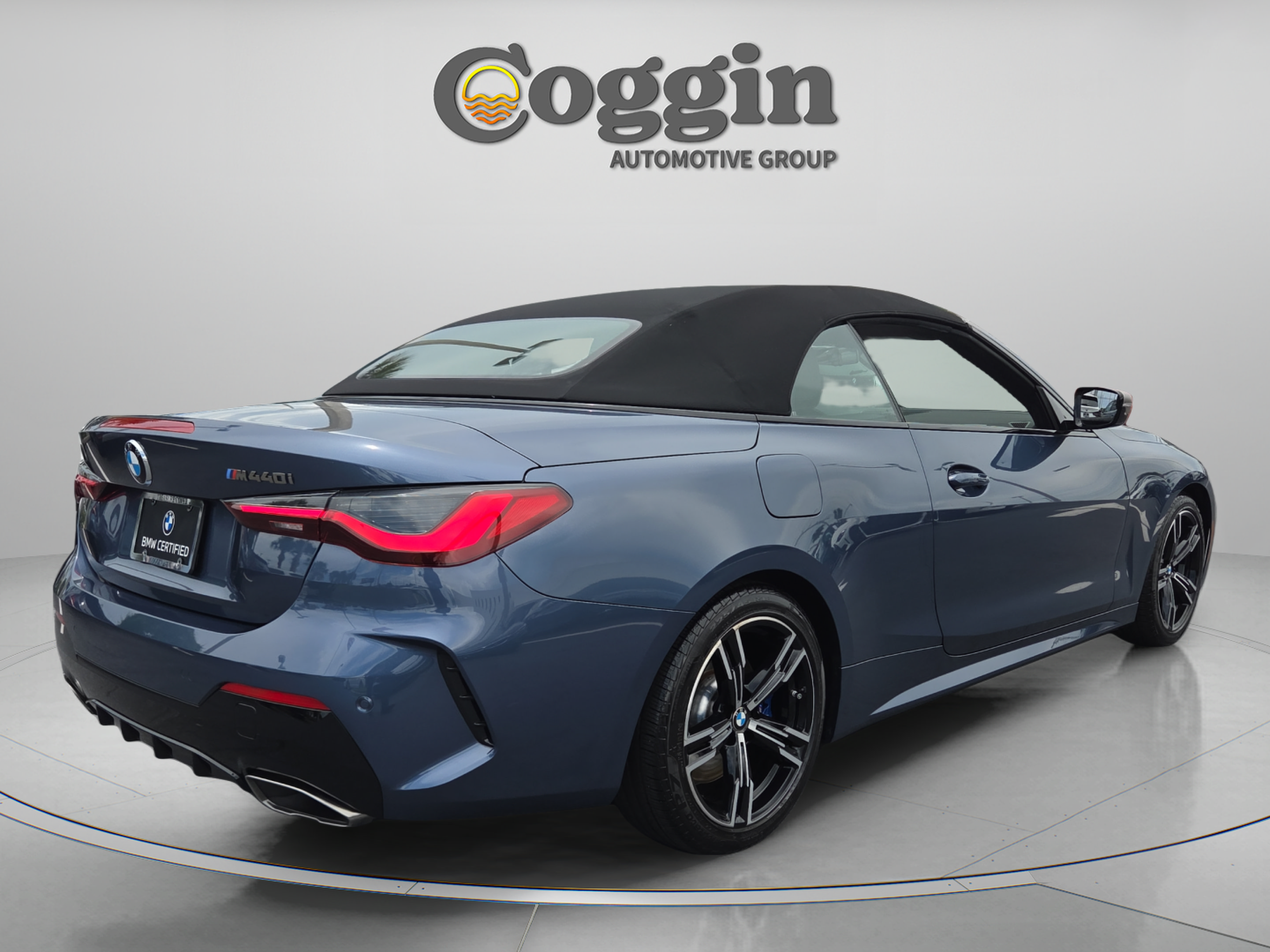 Used 2022 BMW M440i Convertible w/ Premium Package RWD image 5