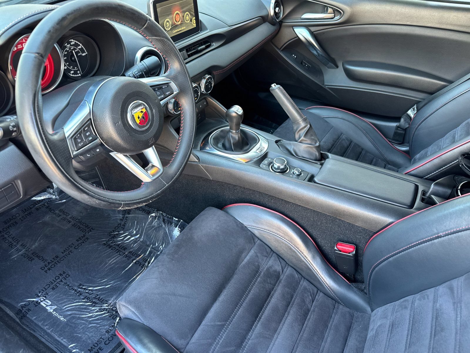 Used 2018 FIAT 124 Spider Abarth w/ Navigation & Sound Group RWD image 8
