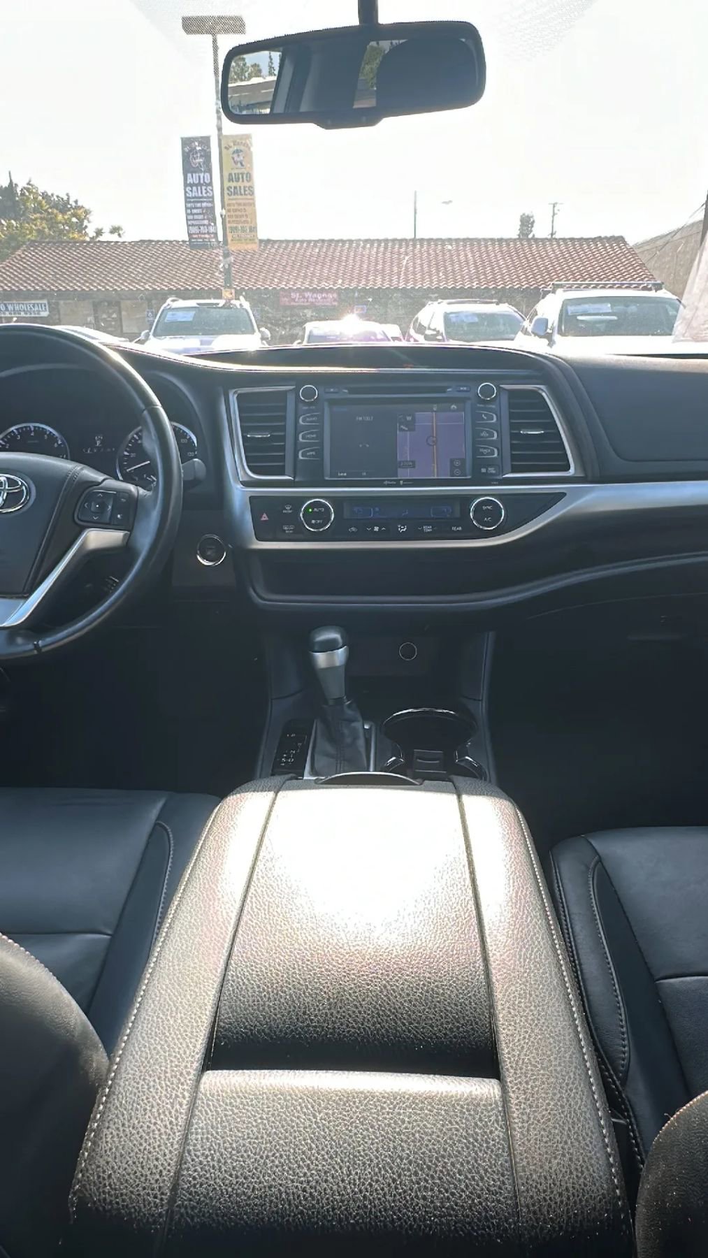 Used 2014 Toyota Highlander XLE image 14