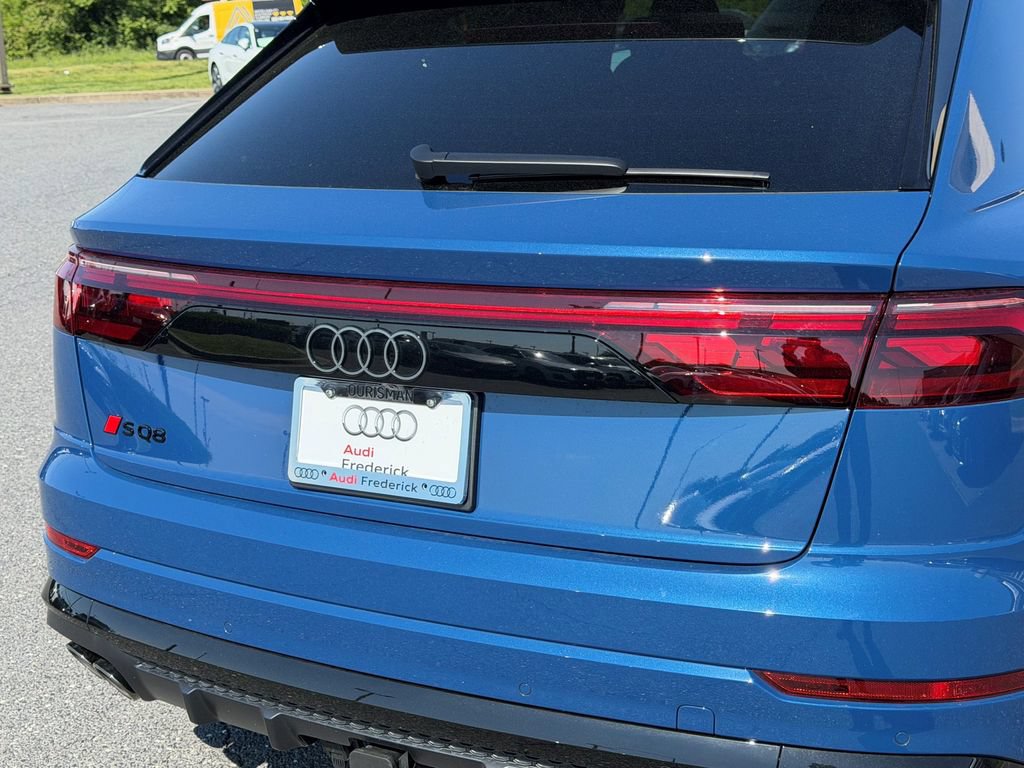 New 2026 Audi SQ8 Prestige AWD/4WD image 6