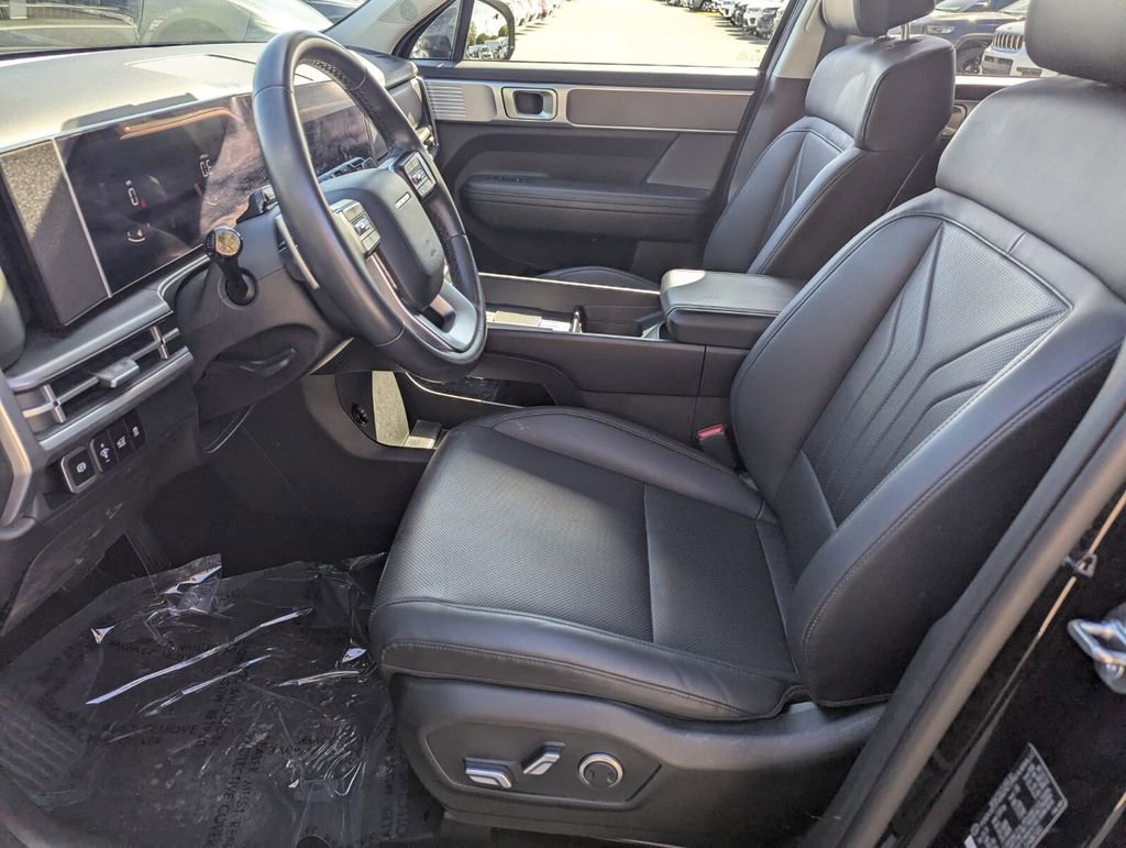 Used 2025 Hyundai Santa Fe SEL image 24