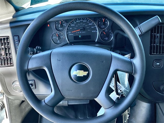 New 2025 Chevrolet Express 2500 Work Van image 11