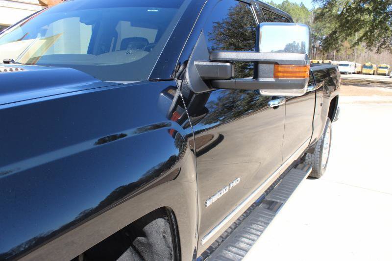 Used 2017 Chevrolet Silverado 2500 LTZ w/ Vortec Plus Package image 26