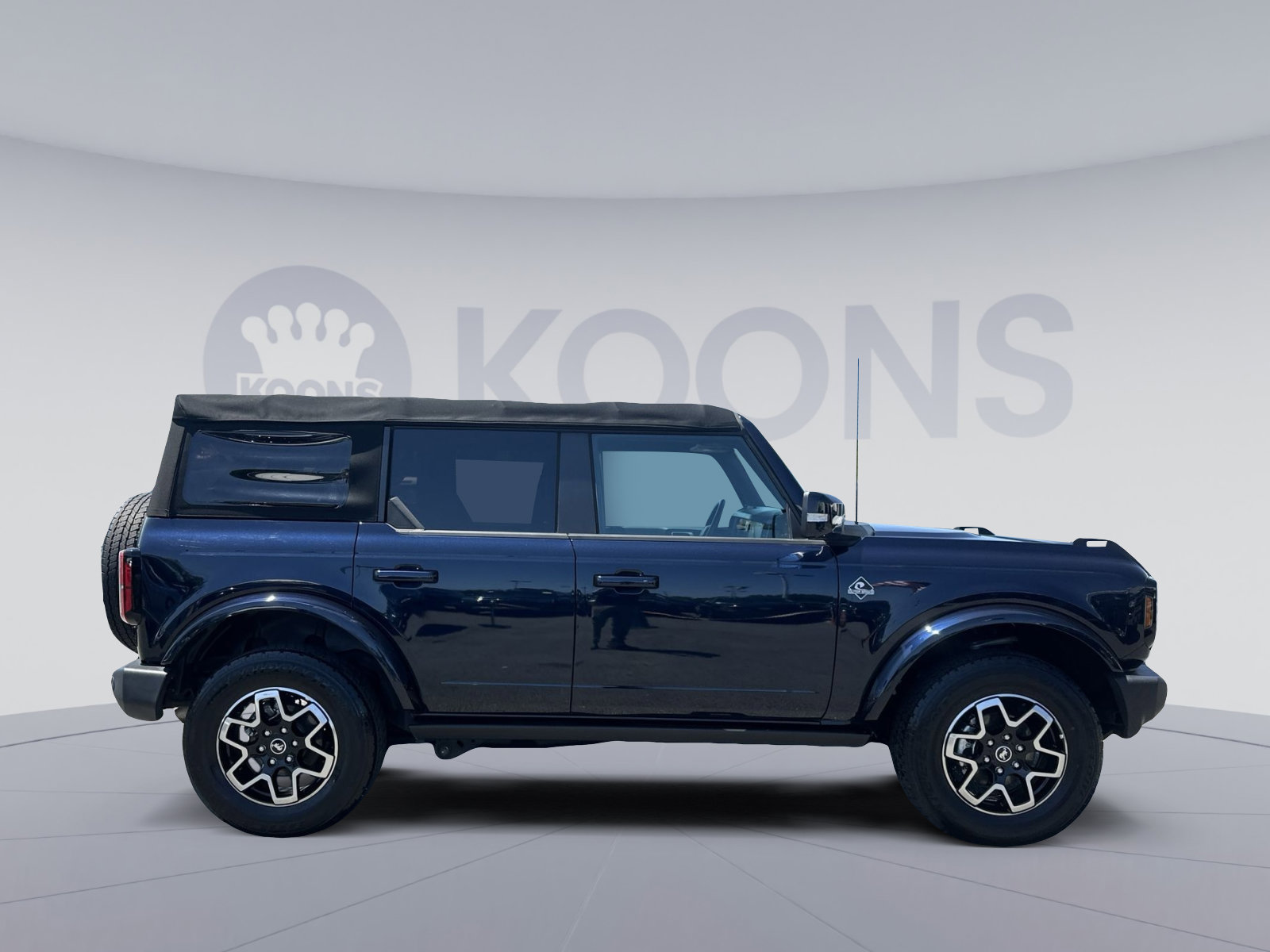 Used 2021 Ford Bronco Outer Banks AWD/4WD image 17