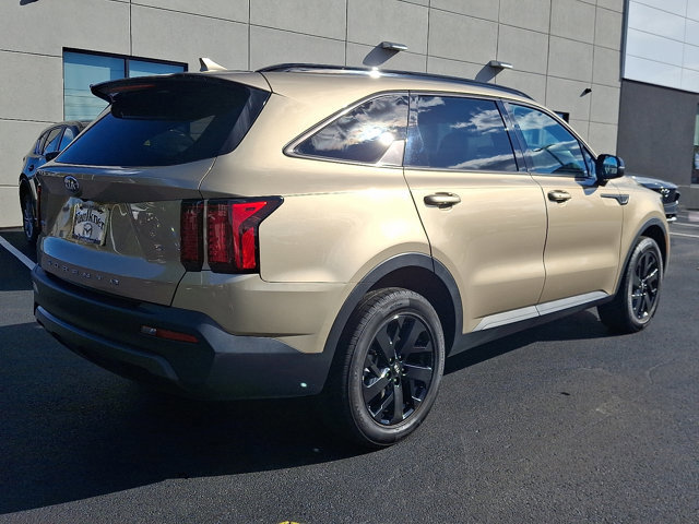 Used 2021 Kia Sorento S w/ Panoramic Sunroof Package image 5