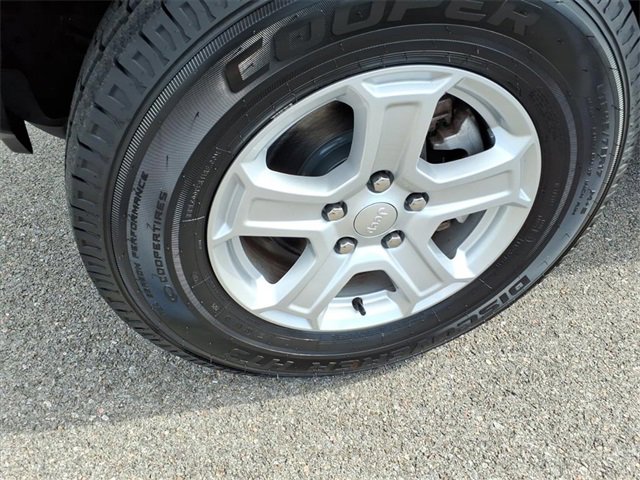 Used 2022 Jeep Wrangler Unlimited Sport image 10