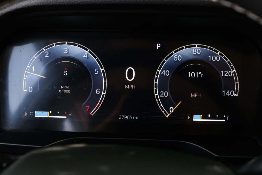 Used 2023 Jeep Grand Cherokee L Limited AWD/4WD image 29