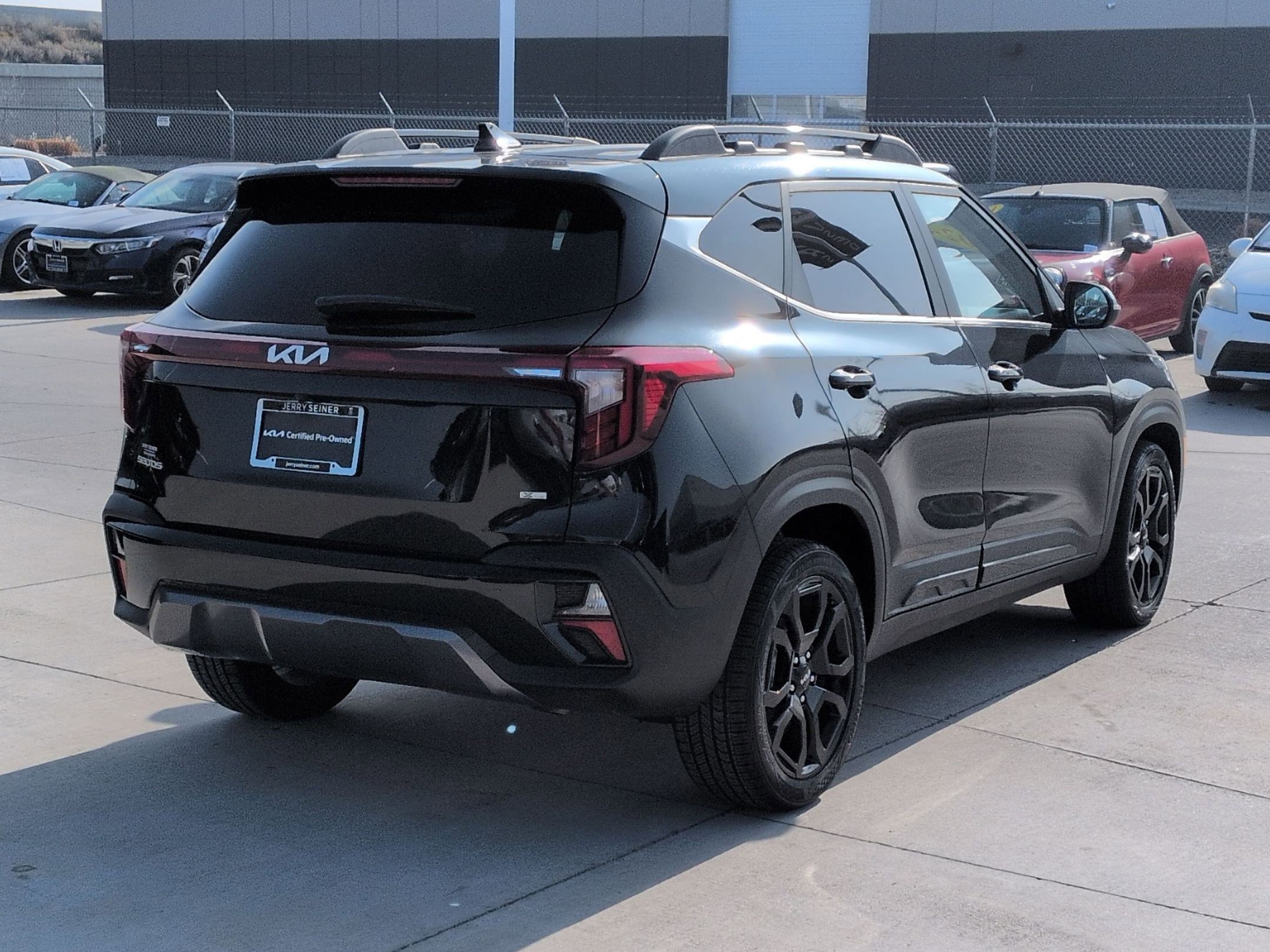 Certified 2024 Kia Seltos X-Line image 5