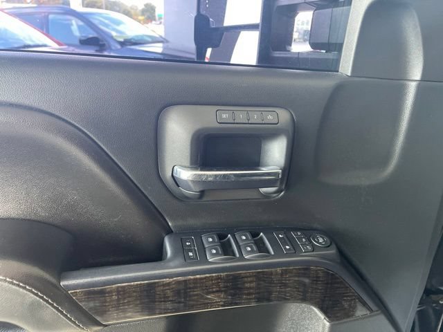 Used 2016 GMC Sierra 3500 Denali w/ Duramax Plus Package AWD/4WD image 15
