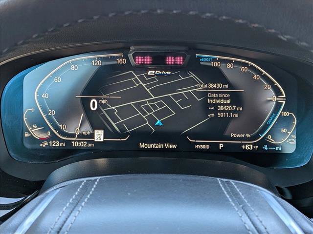 Used 2023 BMW 530e w/ Premium Package RWD image 10