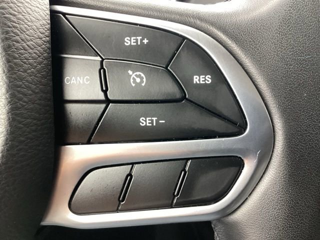 Used 2019 Chrysler 300 Touring w/ Sport Appearance Package image 14