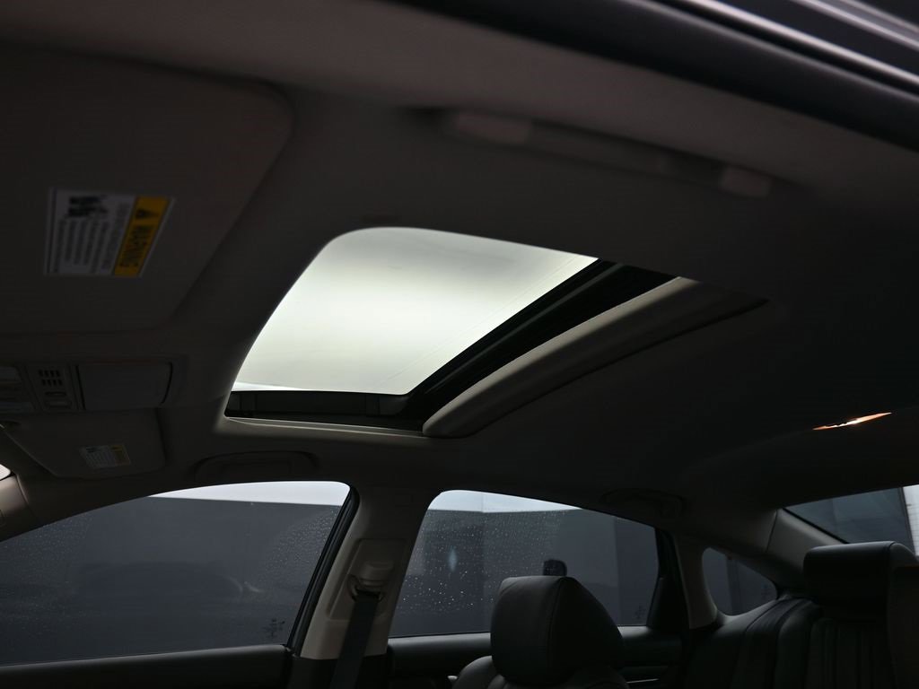 Used 2022 Honda Accord Touring image 52