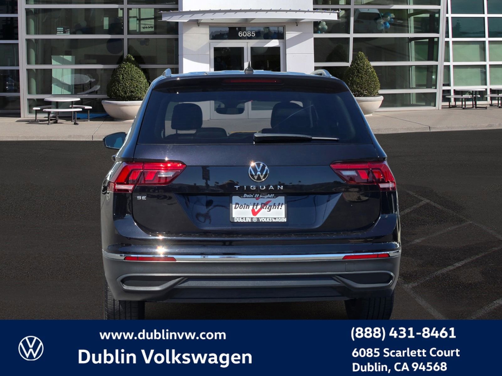 Certified 2022 Volkswagen Tiguan SE FWD image 5