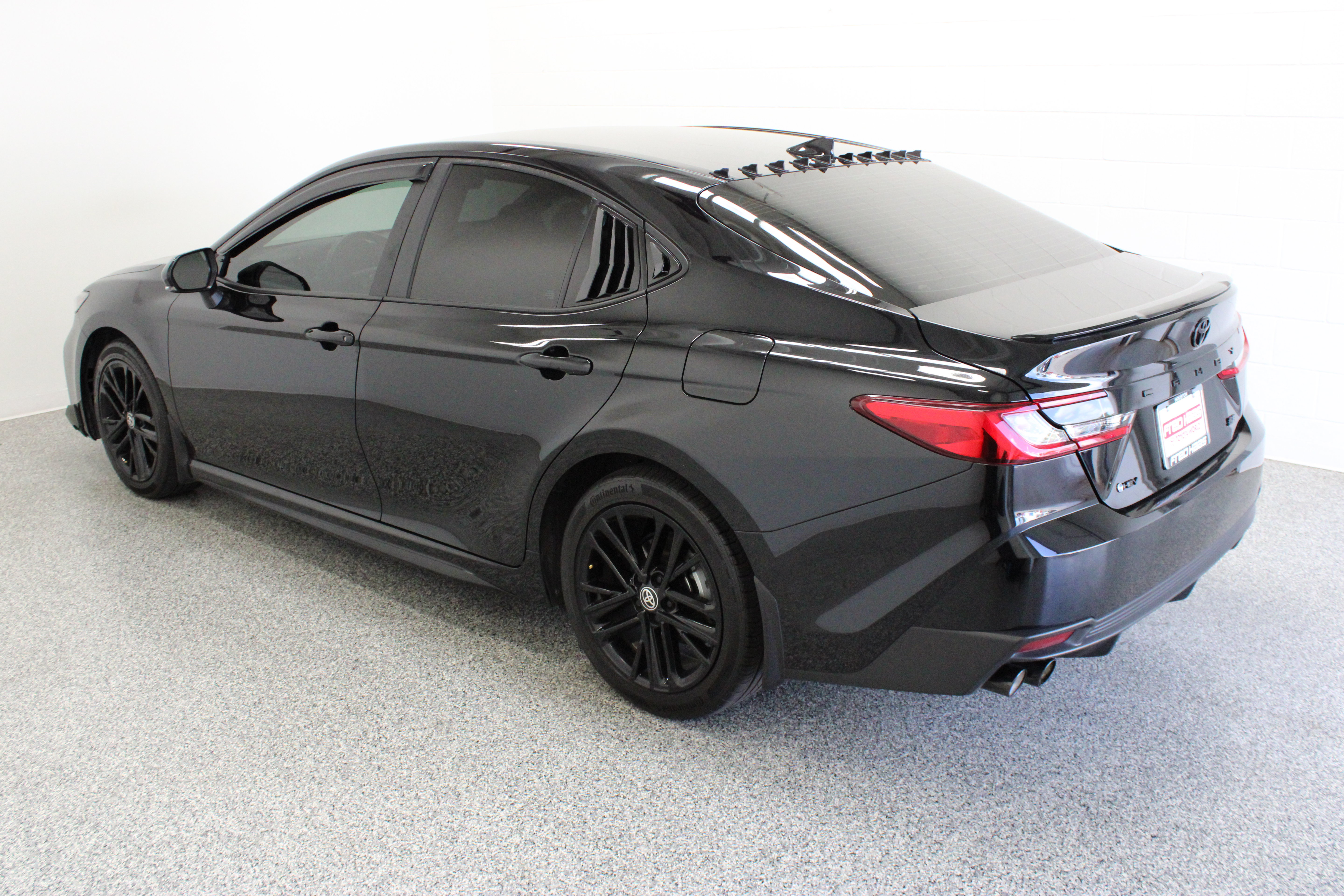 Used 2026 Toyota Camry SE w/ Convenience Package FWD image 9
