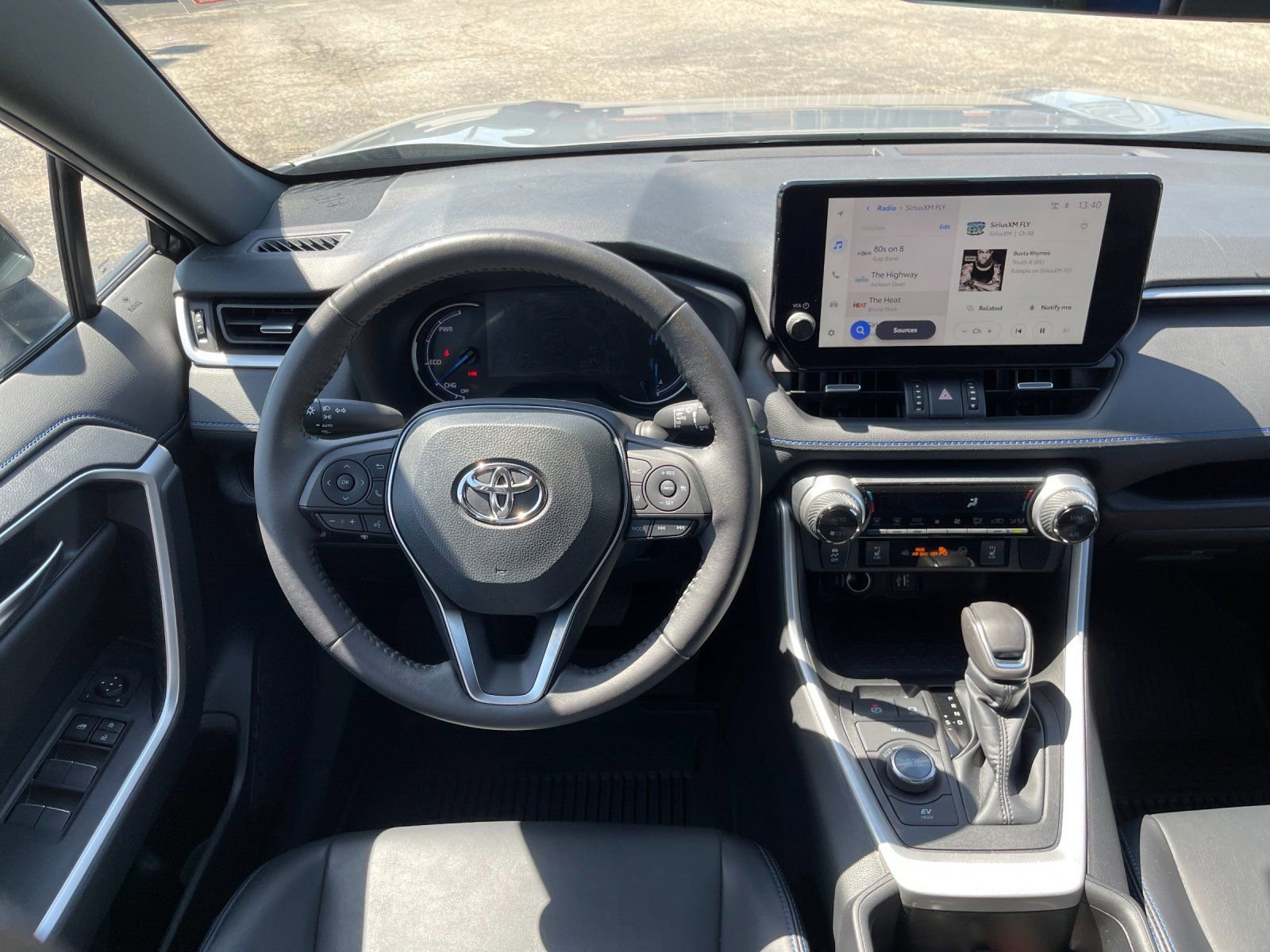 Used 2024 Toyota RAV4 XSE w/ Weather Package AWD/4WD image 16