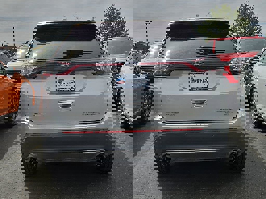 Used 2016 Ford Edge Titanium w/ Equipment Group 302A image 8