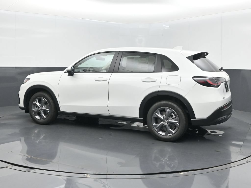 New 2027 Honda HR-V LX image 4