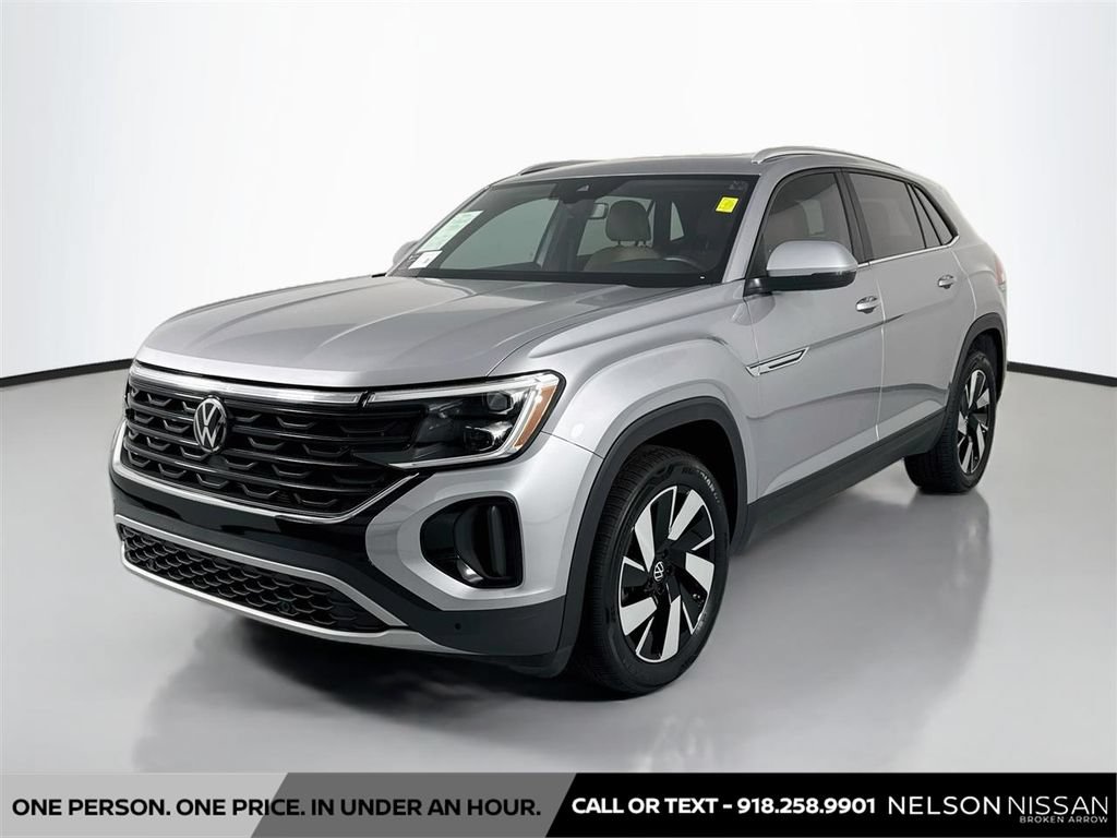 Used 2024 Volkswagen Atlas Cross Sport SE AWD/4WD image 1