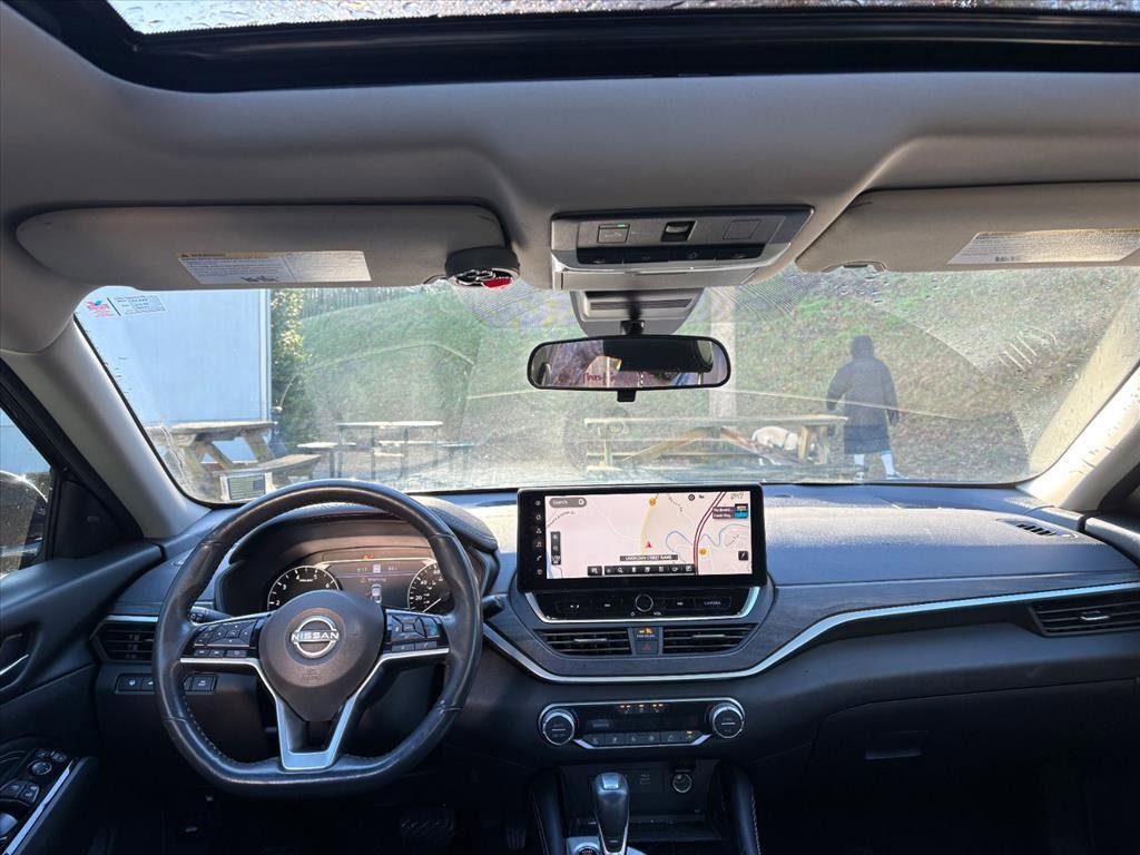 Used 2023 Nissan Altima 2.5 SL image 6