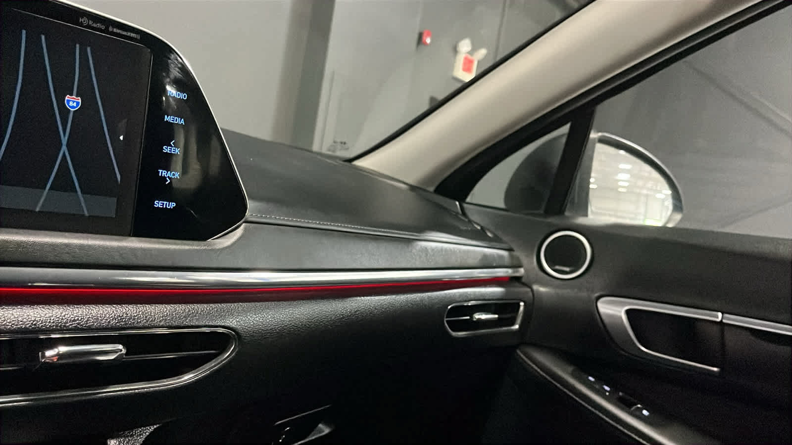 Used 2023 Hyundai Sonata Limited FWD image 18
