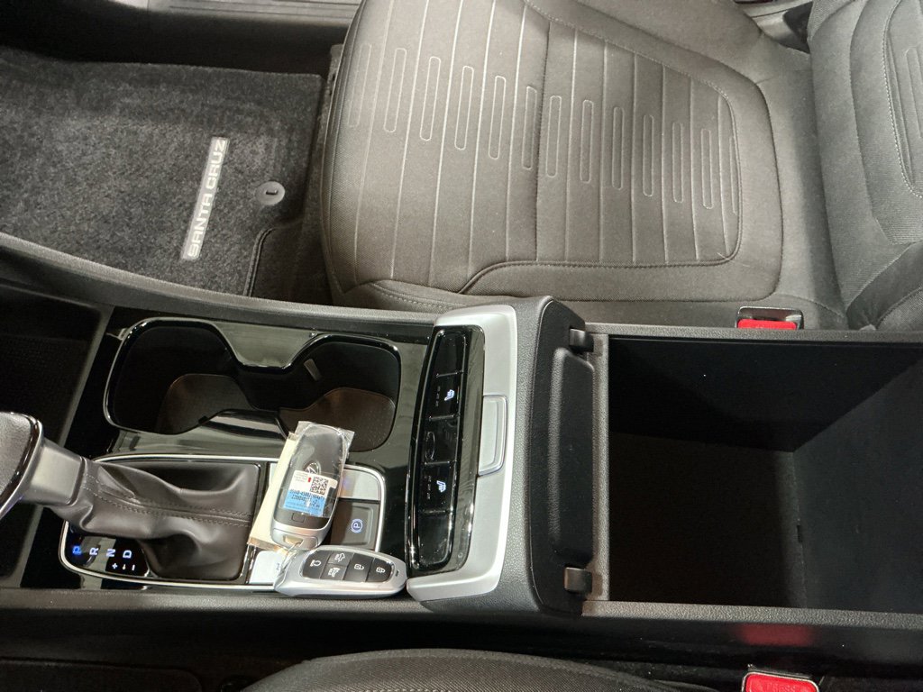 Certified 2023 Hyundai Santa Cruz SEL image 9