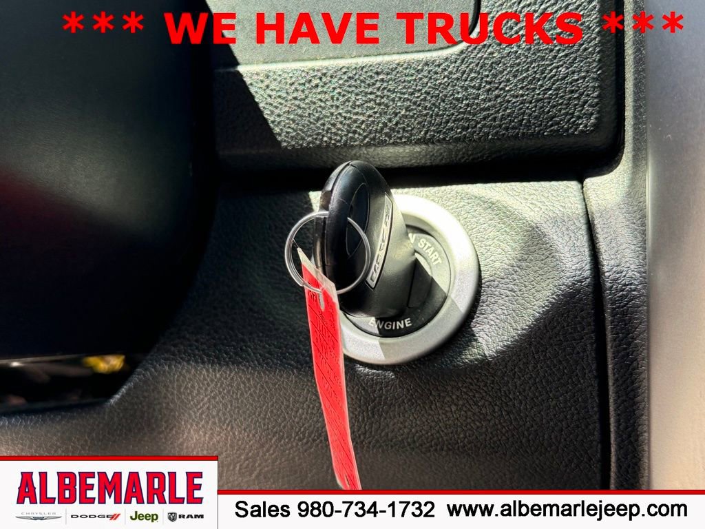 Used 2021 RAM 1500 Classic SLT AWD/4WD image 20