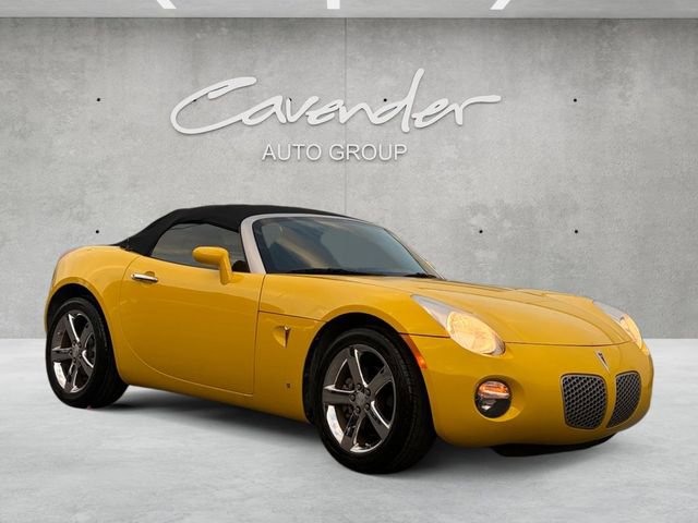 Used 2008 Pontiac Solstice Convertible w/ Preferred Package video 2