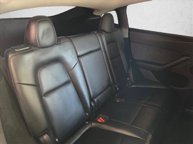 Used 2025 Tesla Model Y Long Range RWD image 20