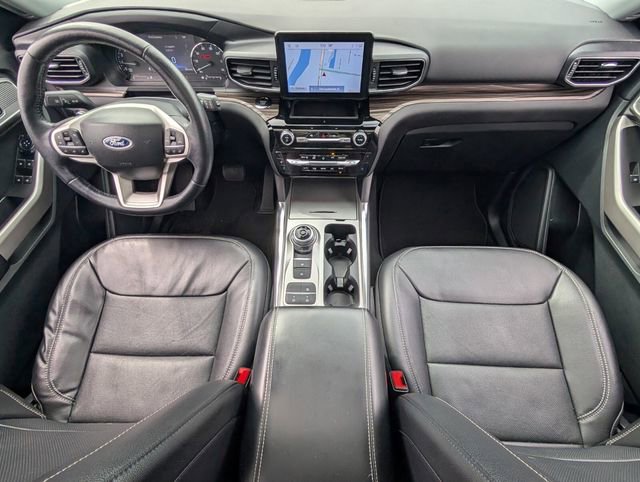 Used 2023 Ford Explorer Limited w/ Equipment Group 301A image 10