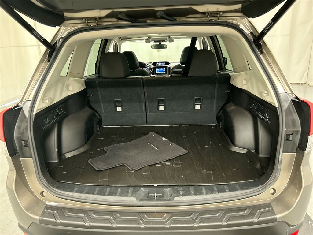 Used 2020 Subaru Forester Premium image 22