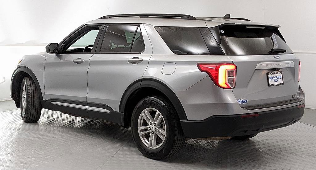 Certified 2023 Ford Explorer XLT AWD/4WD image 4