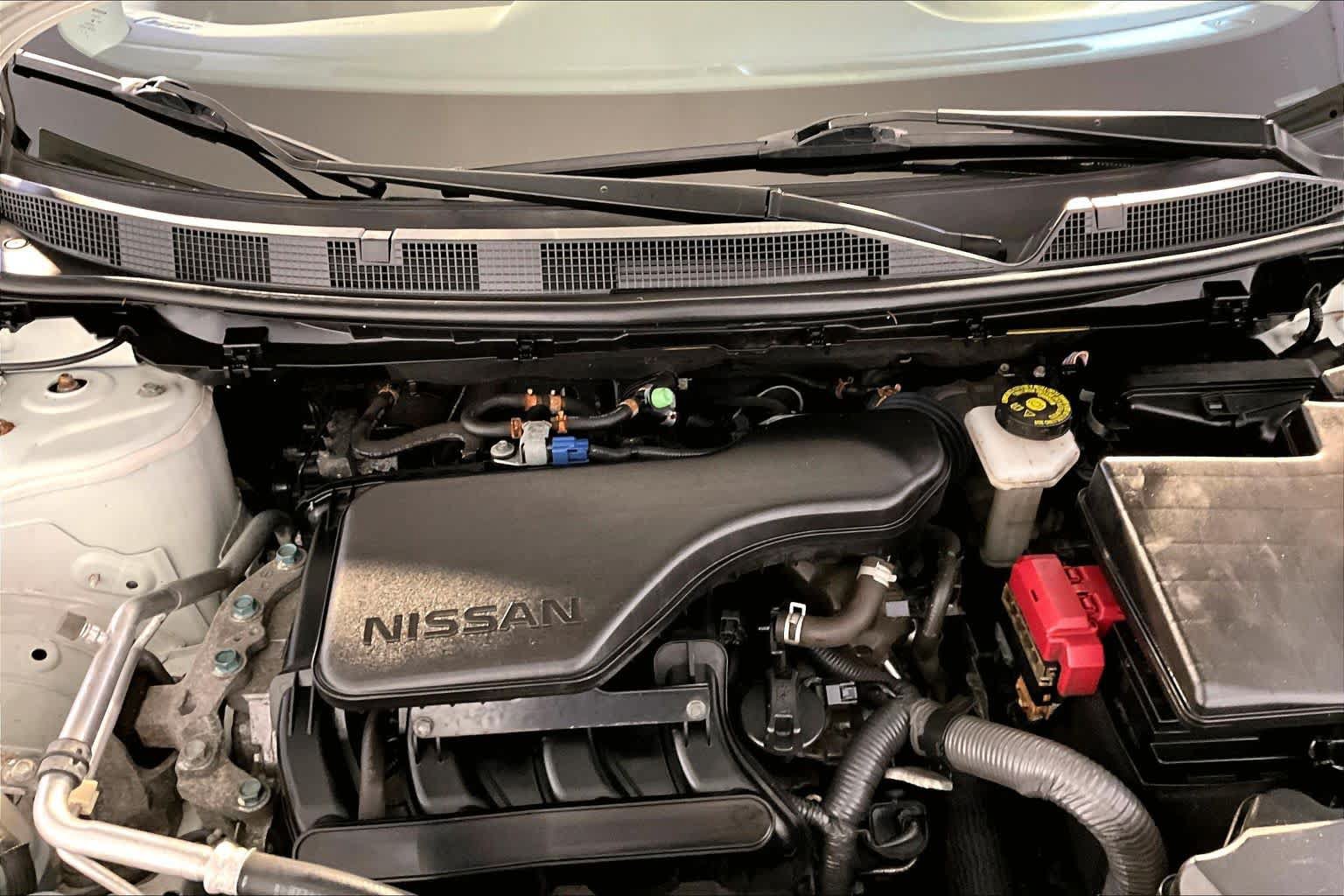 Used 2017 Nissan Rogue Sport SV AWD/4WD image 30