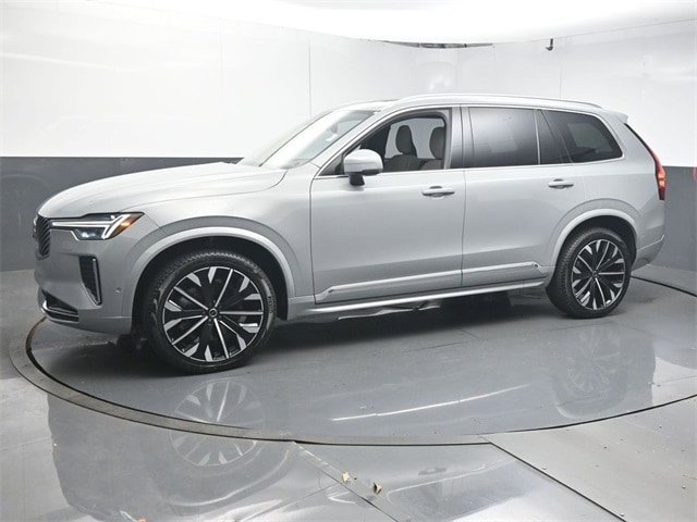 Used 2026 Volvo XC90 B6 Plus w/ Protection Package Premier AWD/4WD image 4