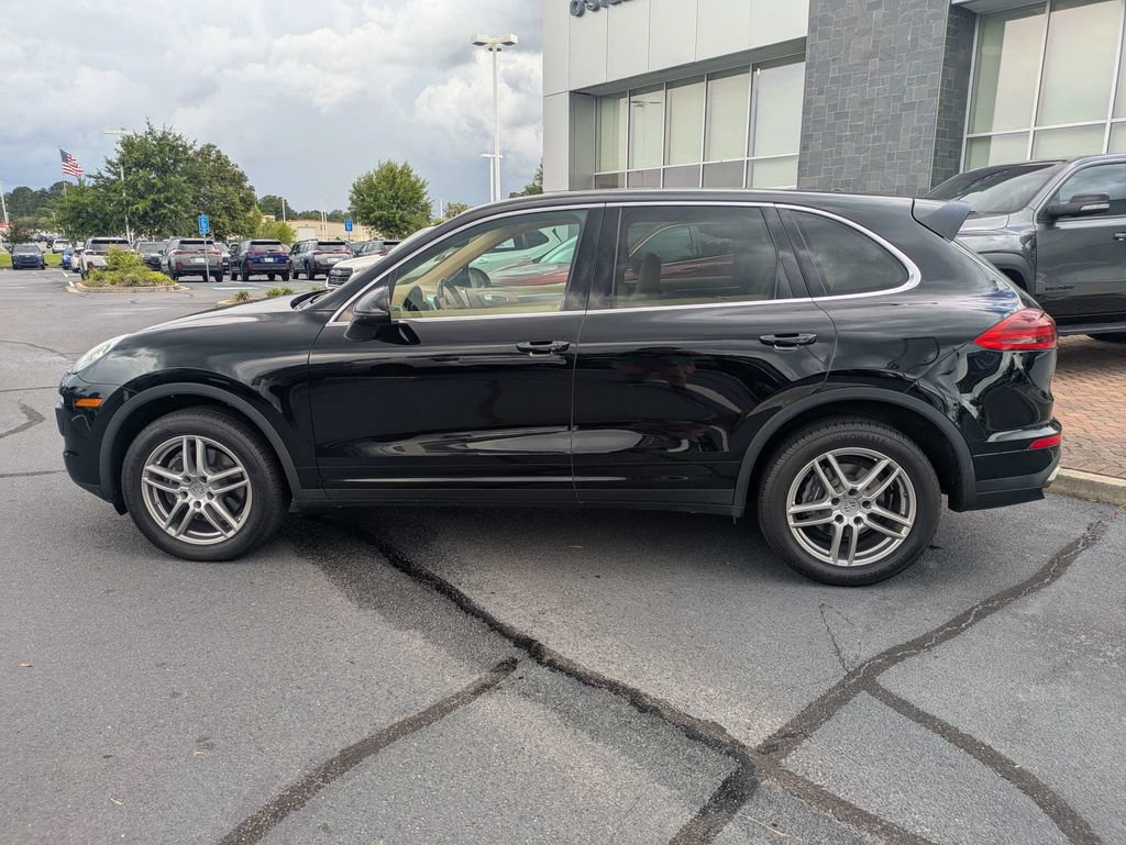 Used 2016 Porsche Cayenne AWD/4WD image 9
